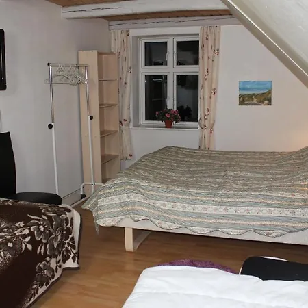 Snehojgaard Sleeping *